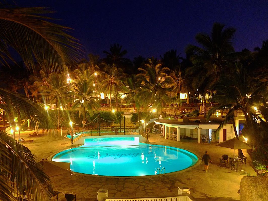 Voyager Beach Resort фото 3