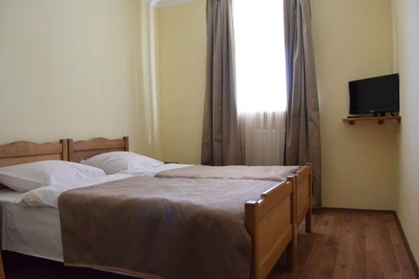 Тони фото 3