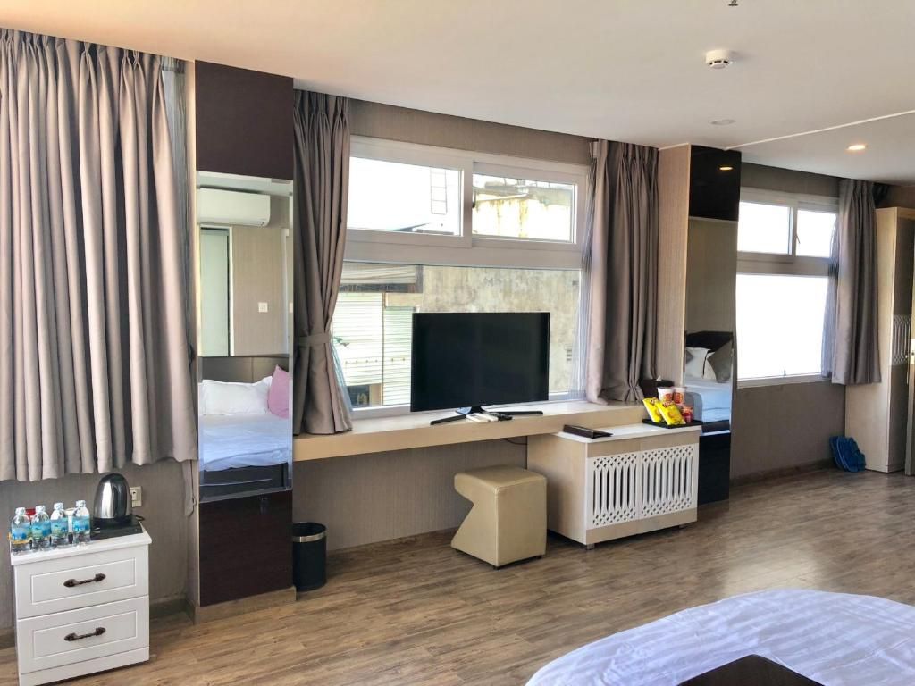 New Sun Hotel фото 35