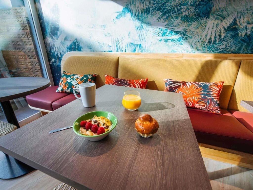 Hotel ibis Styles Antibes фото 2