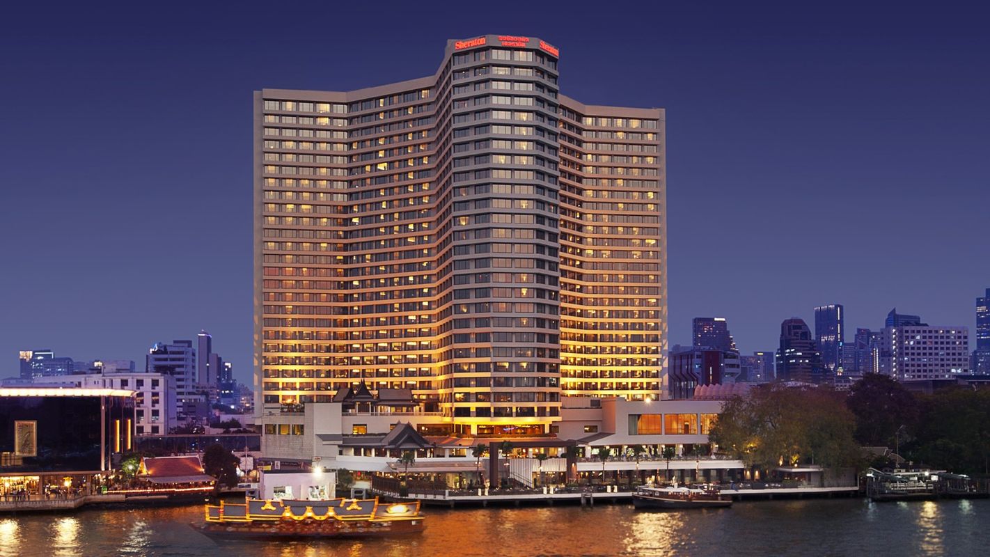 Royal Orchid Sheraton Hotel & Towers фото 45
