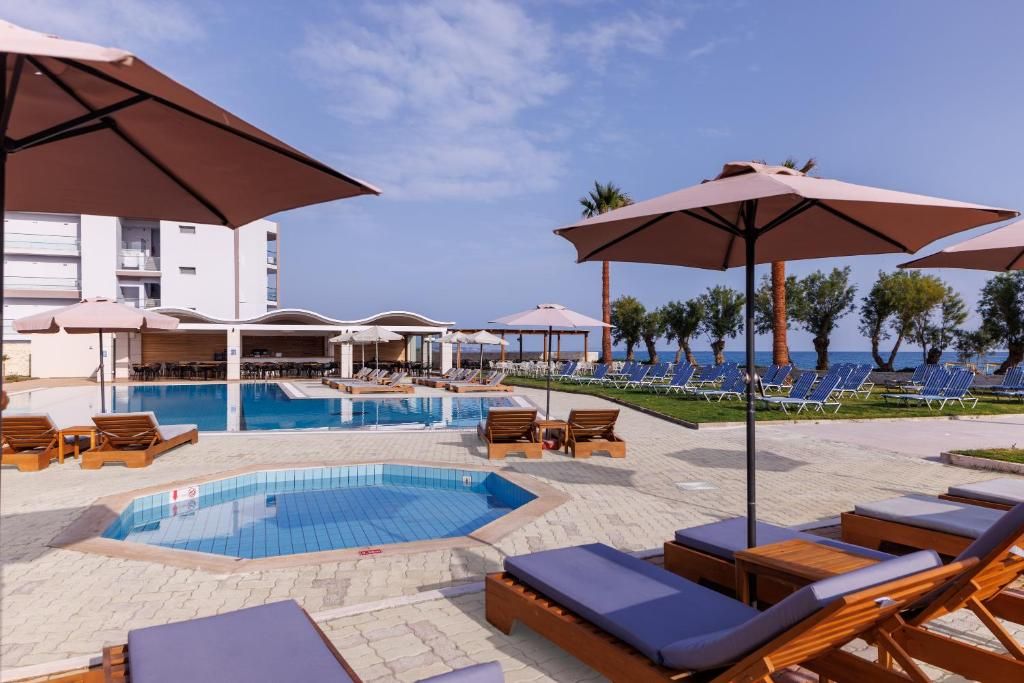 Malia Bay Beach Hotel & Bungalows фото 24