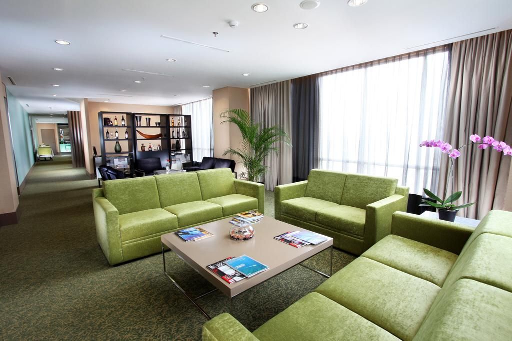 Swiss-Belhotel Mangga Besar фото 0