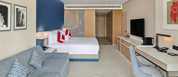 Фото отеля Курортный отель JA The Resort - JA Lake View