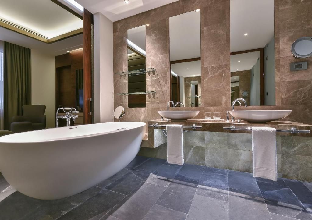 The Westin Doha Hotel & Spa фото 70