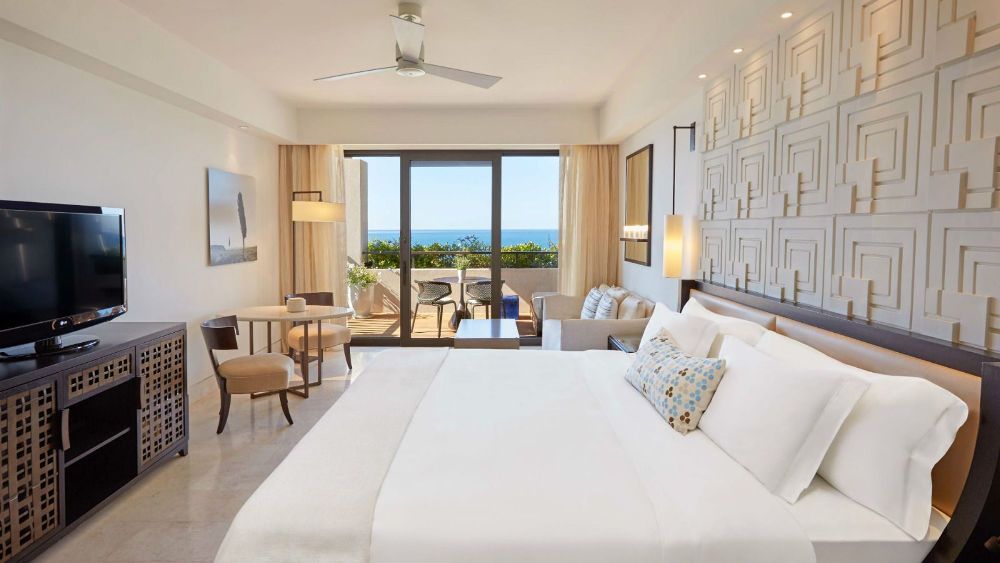 Costa Navarino, The Romanos Resort фото 37