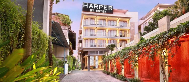 Фото отеля Harper Kuta by Aston