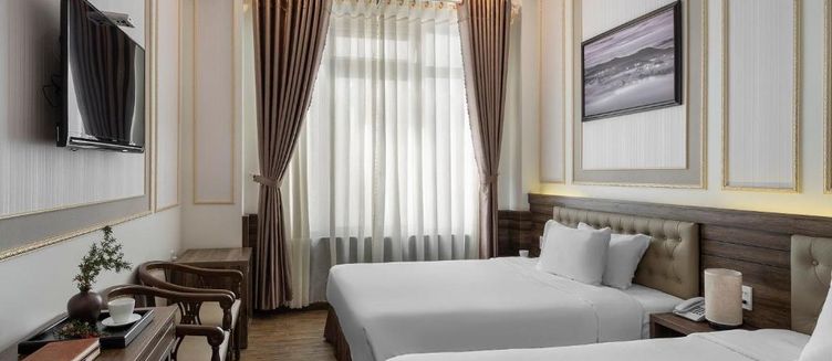 Фото отеля New Life Hotel Dalat
