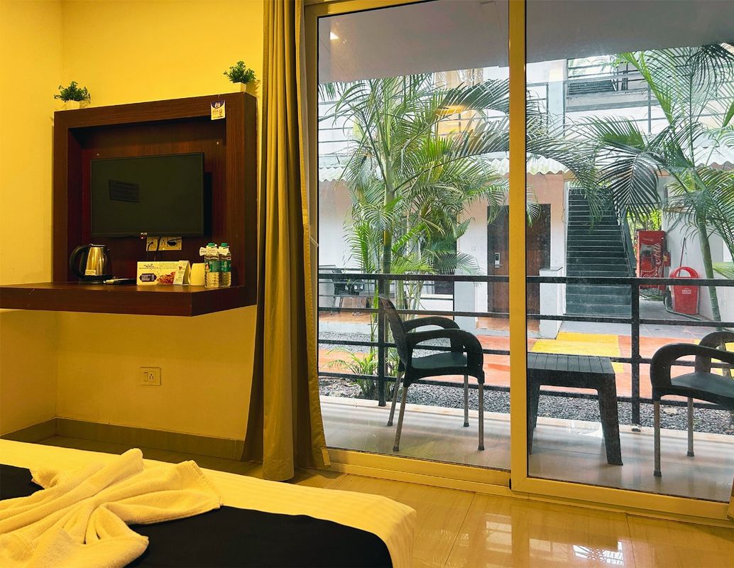 Bay Breeze Hotels and Resorts фото 29