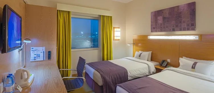 Фото отеля Holiday Inn Express Dubai Airport