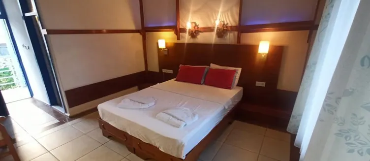 Фото отеля Merhaba Hotel