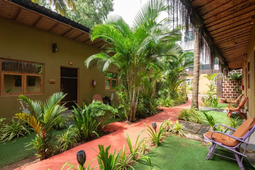 Amadi Beach Front Resort фото 60