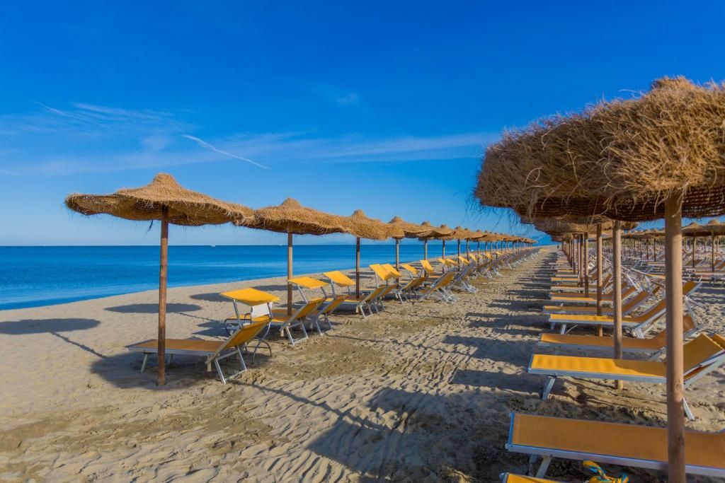 Regina del Mare Family Beach Village фото 19