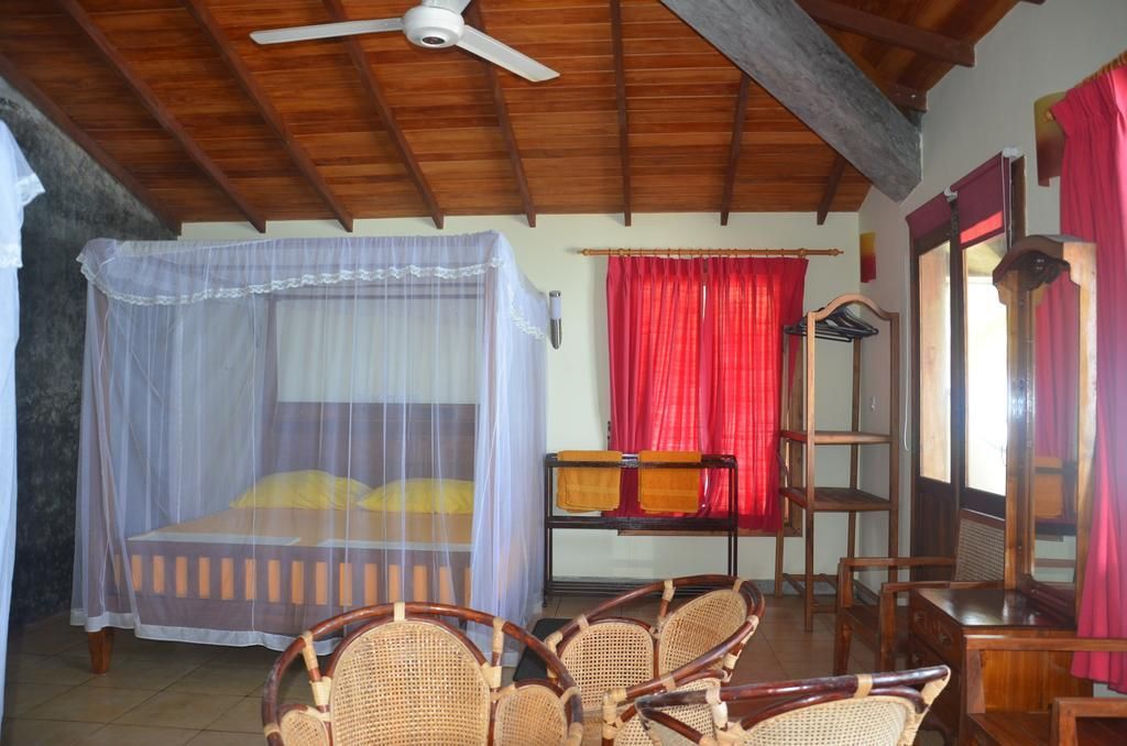 Time N Tide Beach Resort фото 6