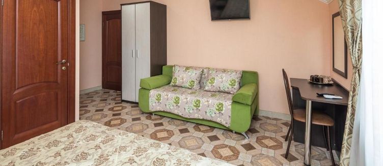 Фото отеля Кипарис