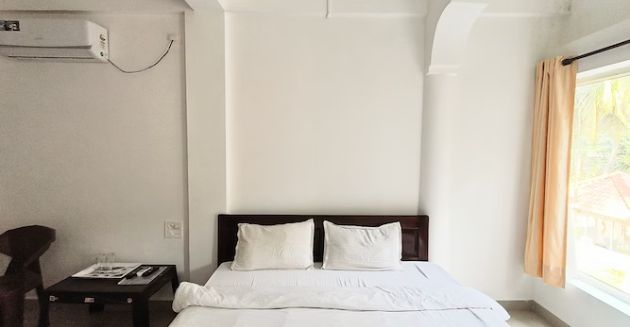 Фото отеля Beach Walk Resort