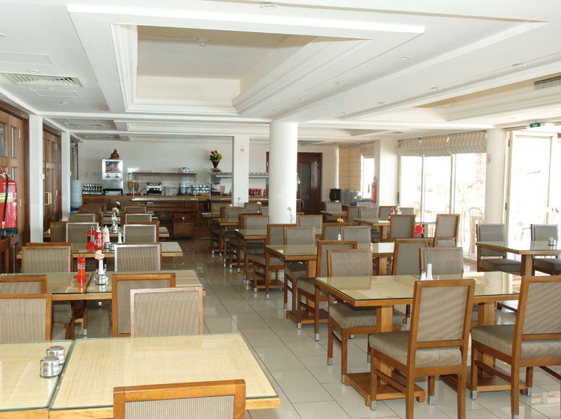 Pierre Anne Beach Hotel фото 24