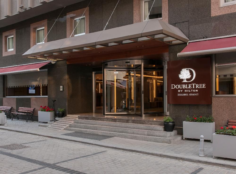 Doubletree by Hilton Istanbul - Sirkeci фото 32