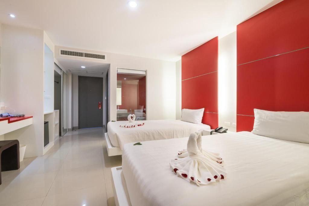 Alfresco Phuket Hotel фото 3