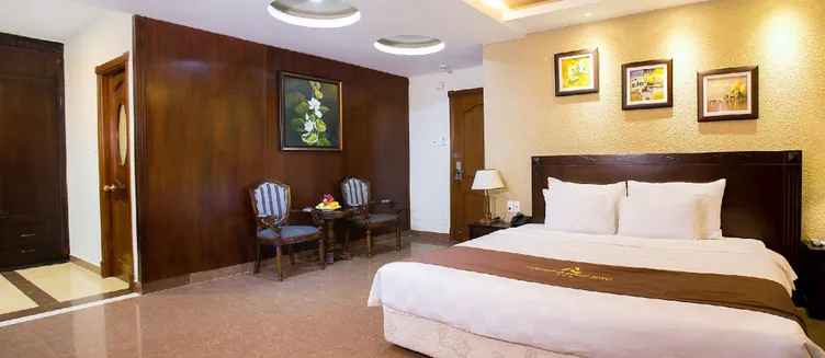 Фото отеля Ambassador Saigon Hotel