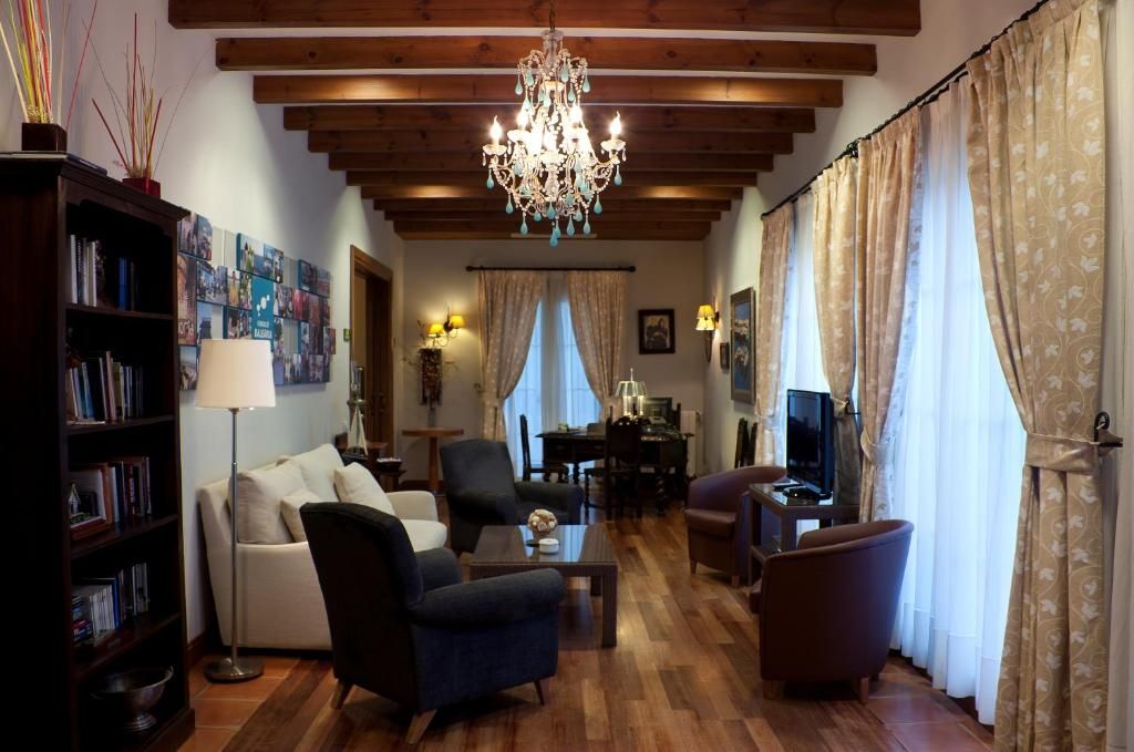 Hotel Les Rotes фото 3