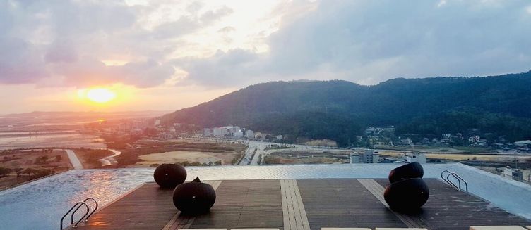 Фото отеля Central Luxury Ha Long Hotel
