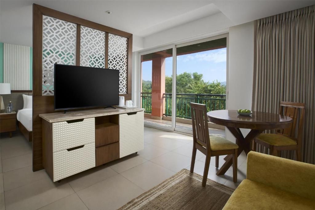 Regenta Place Mandrem Beach Resort фото 22