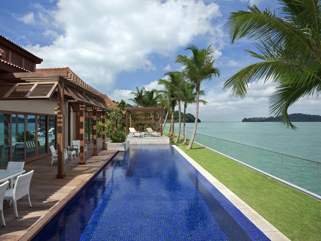 Resorts World Sentosa - Beach Villas фото 25
