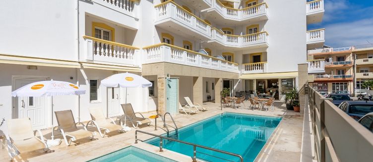 Фото отеля Irini Apartments