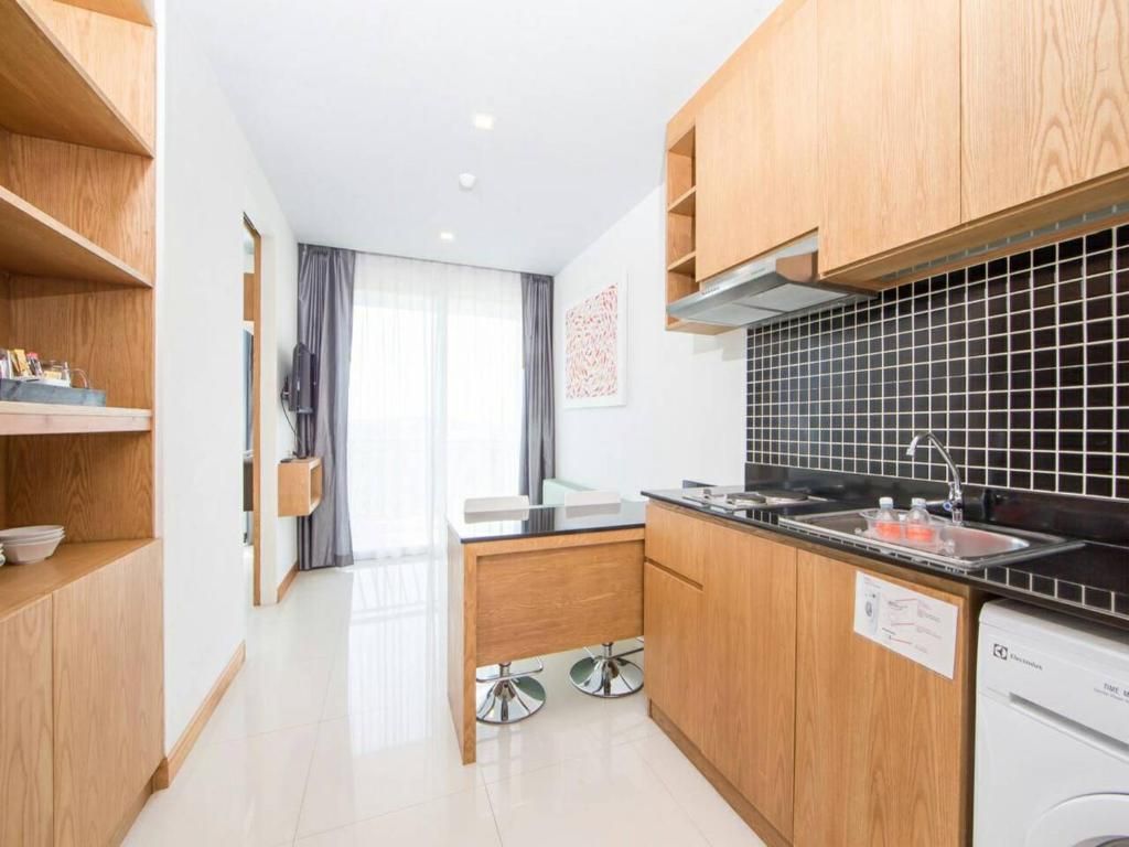 Grand Nai Harn Suites фото 44