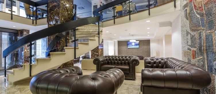 Фото отеля Hotel Royal Inn