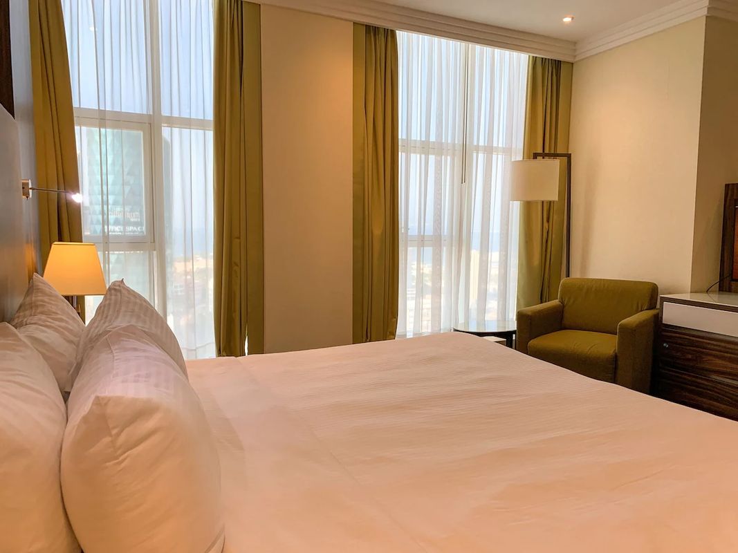 Swiss-Belhotel Seef Bahrain фото 2