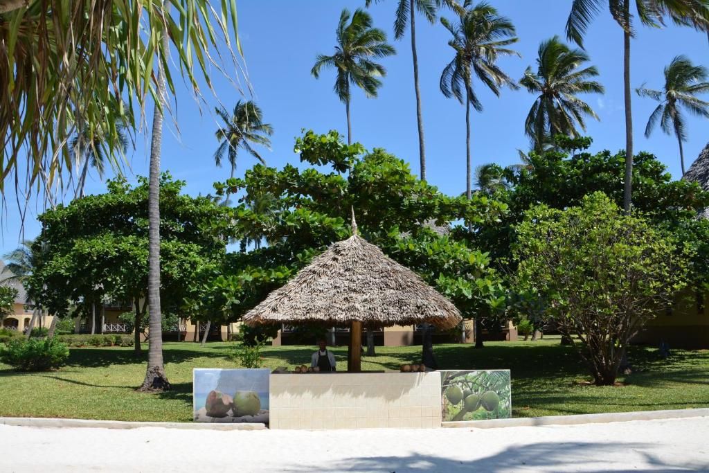 Neptune Pwani Beach Resort & Spa фото 56