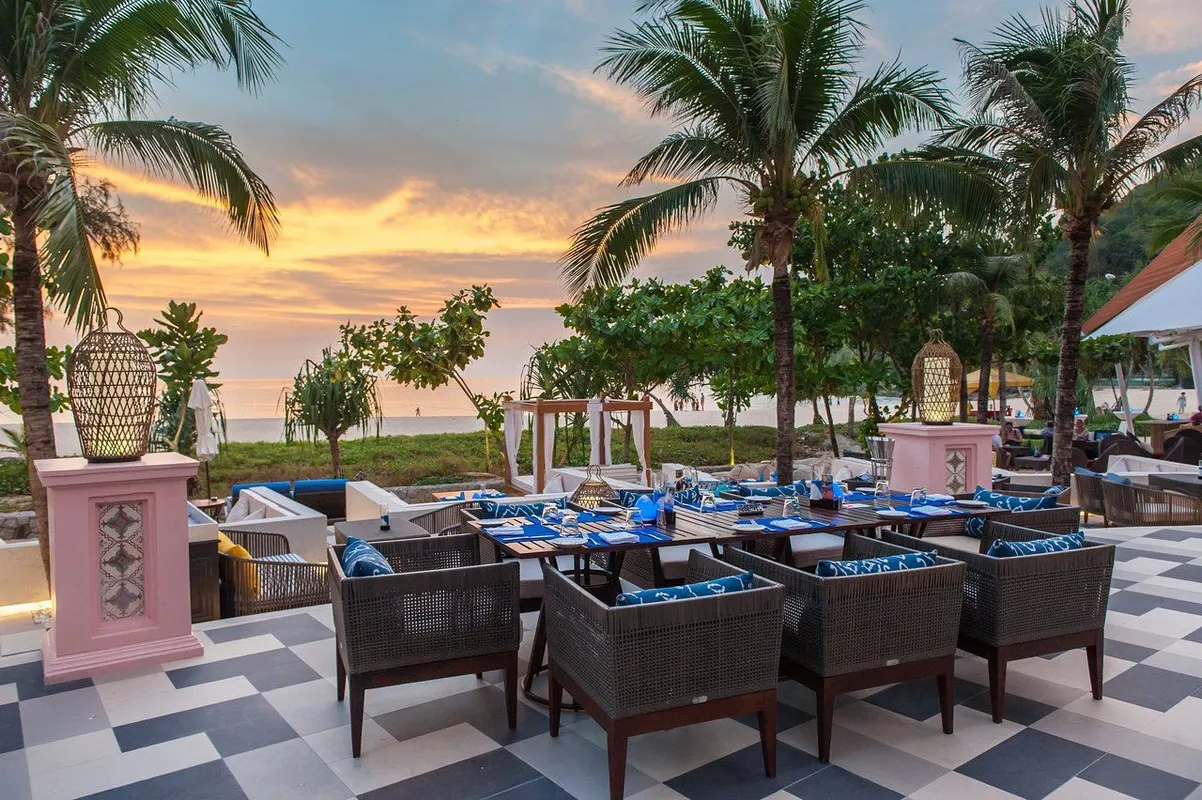 Centara Grand Beach Resort Phuket фото 18