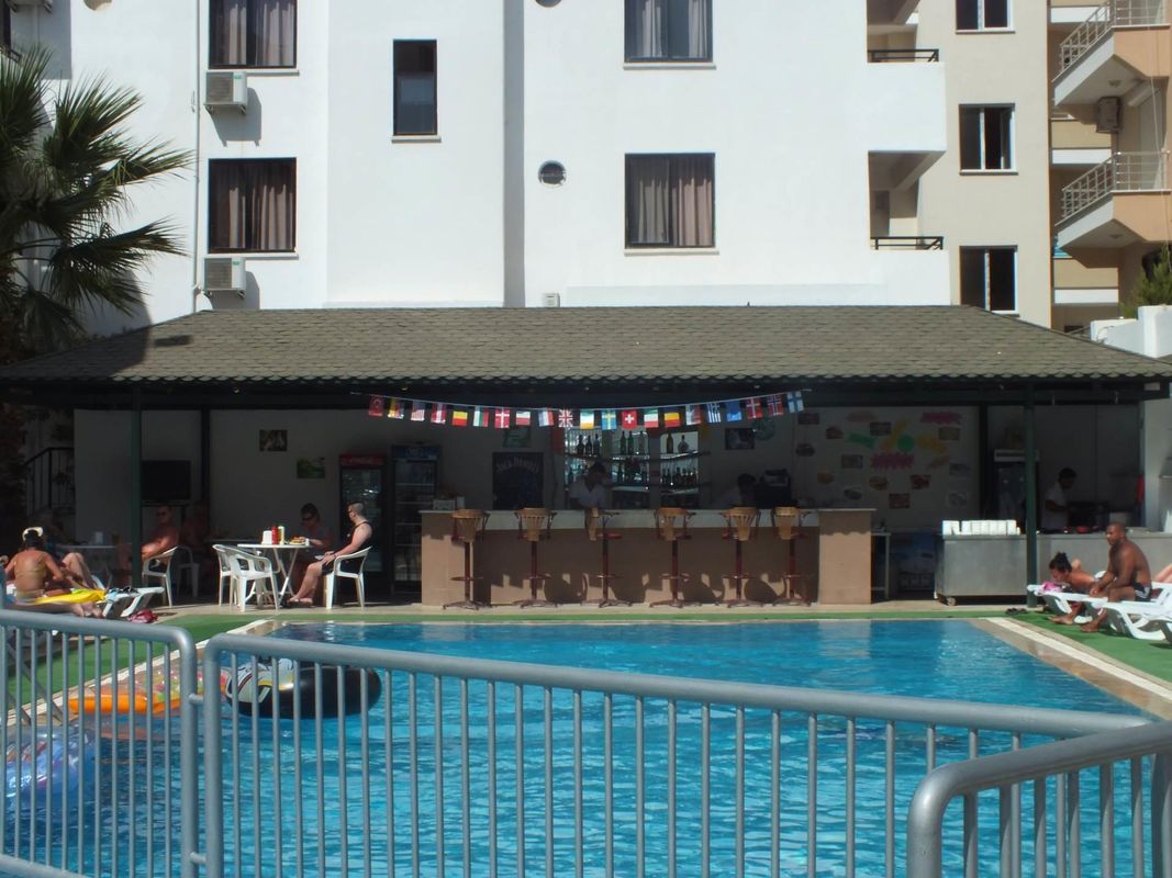 Tuntas Suites Altinkum фото 13
