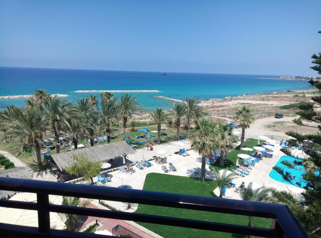 Venus Beach Hotel фото 20
