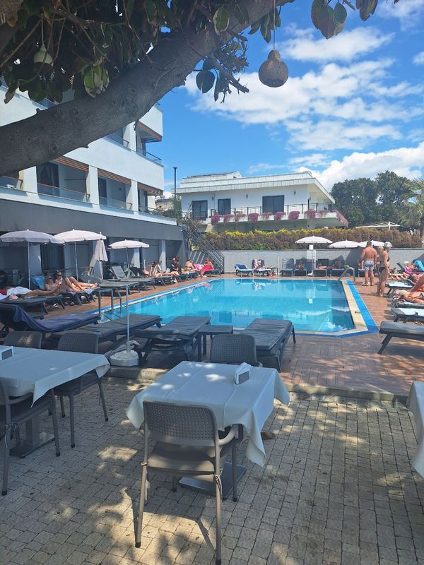 Floria Beach Hotel фото 20