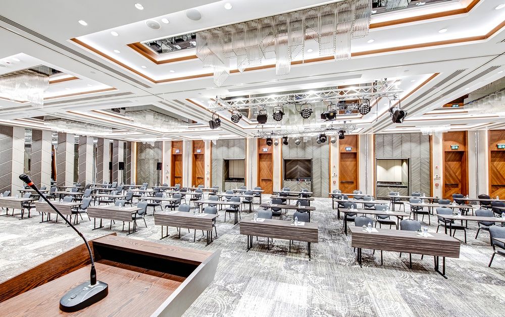 DoubleTree by Hilton Istanbul - Piyalepasa фото 72
