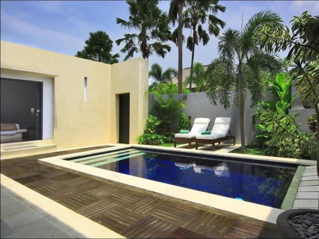 The Seminyak Suite Private Villa фото 18