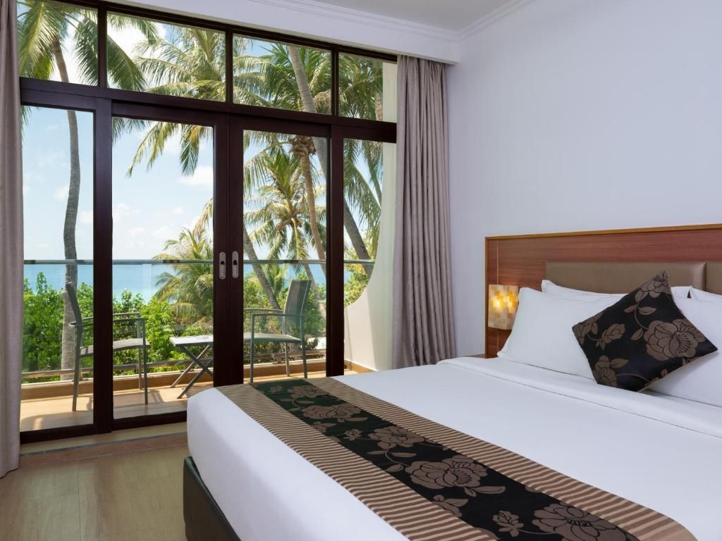 Kaani Beach Hotel фото 41