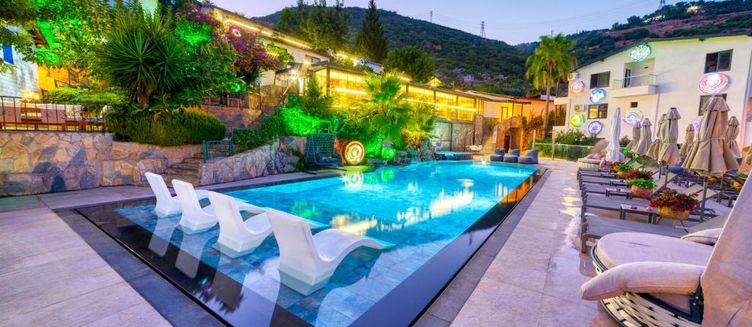 Фото отеля Illusion Beach Club Hotel (Adults Only)