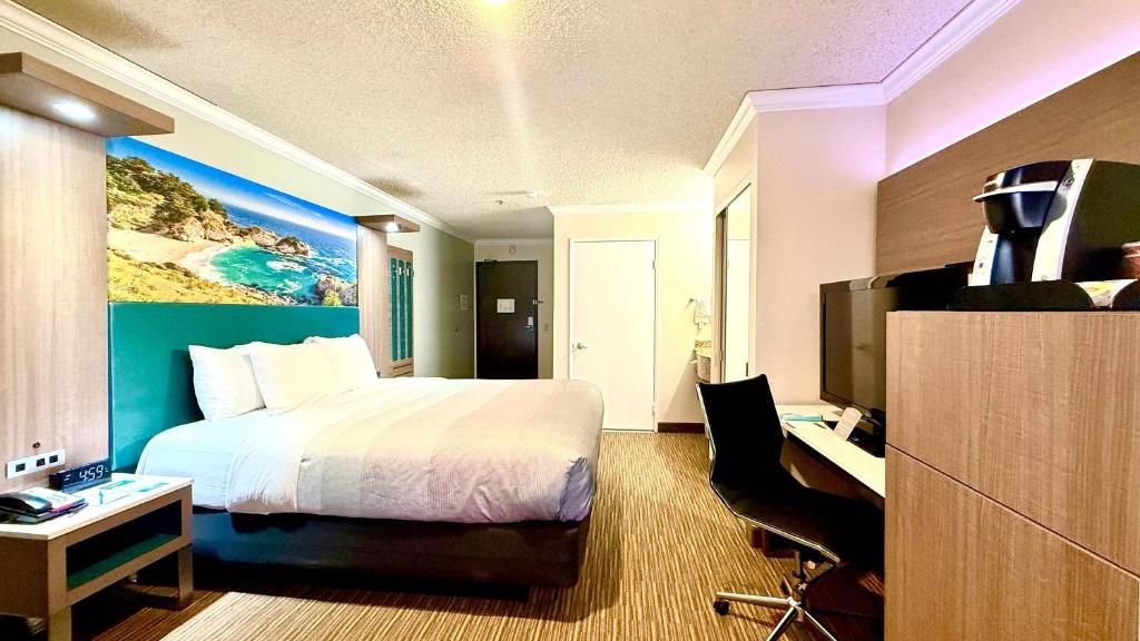 Quality Inn & Suites Los Angeles Airport - LAX фото 19