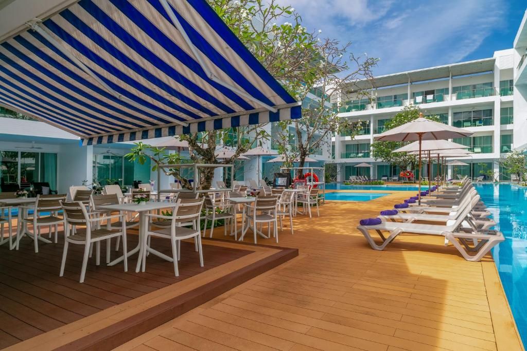 The Old Phuket Karon Beach фото 81