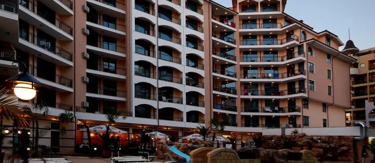 Фото отеля Karolina Hotel