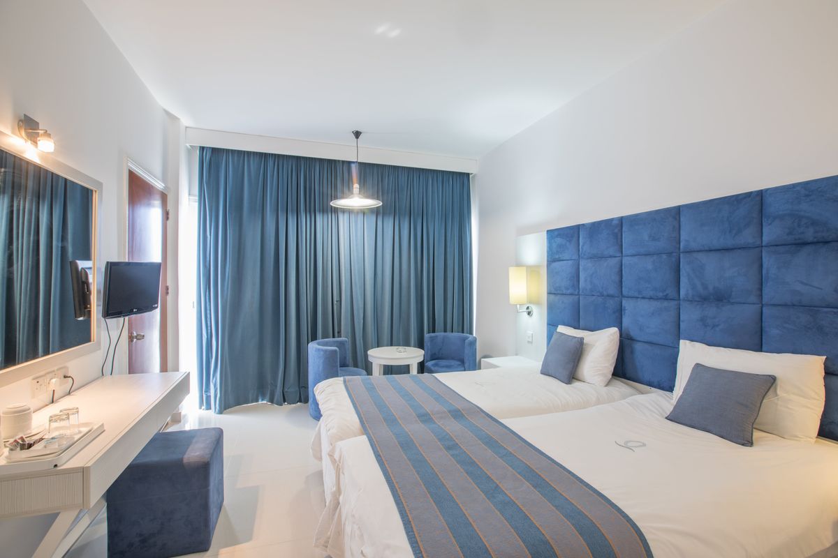 Odessa Beach Hotel фото 2
