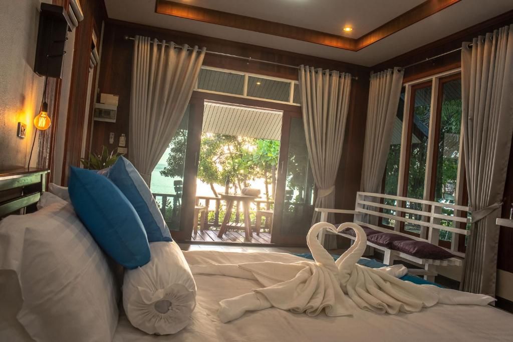 Haad Tian Beach Resort фото 38