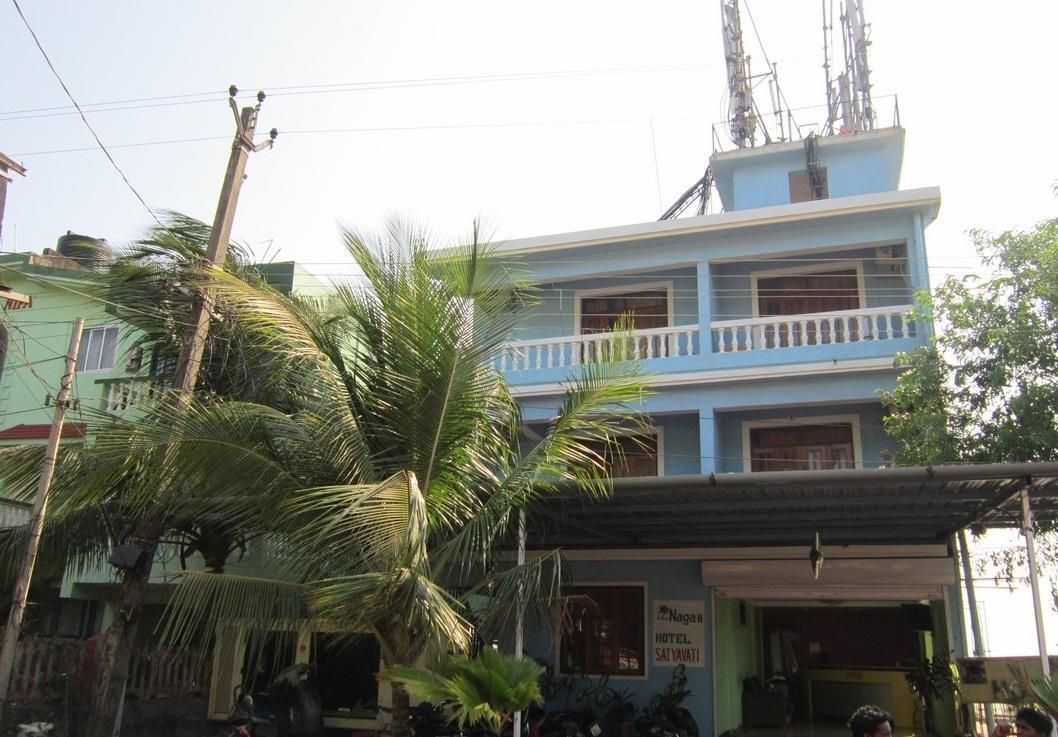 Nagas Hotel Satyavati фото 0