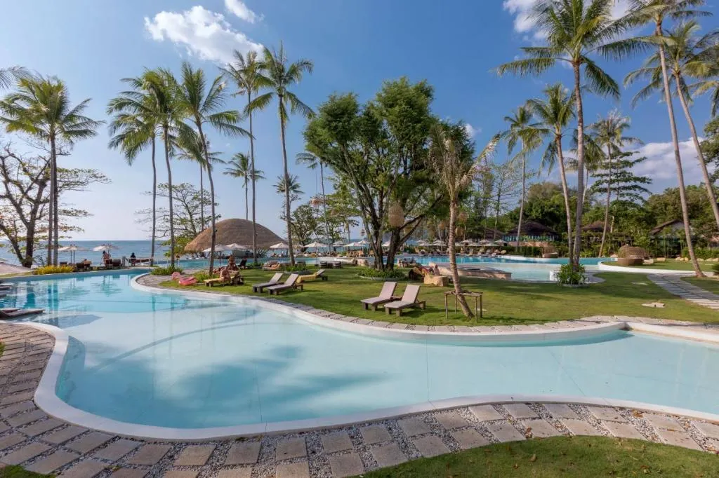 Eden Beach Khao Lak Resort & Spa фото 52