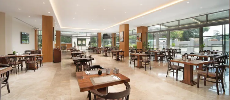 Фото отеля Ramada Plaza by Wyndham İstanbul Ataköy