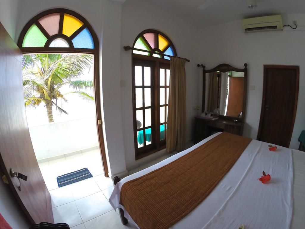 Royal Beach Hotel фото 13